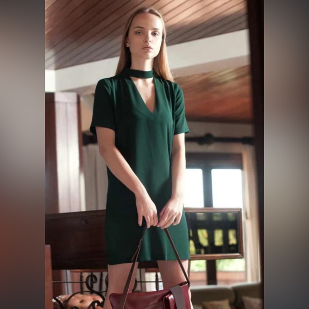 ZARA HUNTER GREEN V NECK CUT OUT DRESS